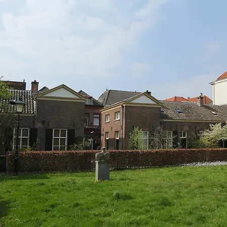 City De Gruyter *